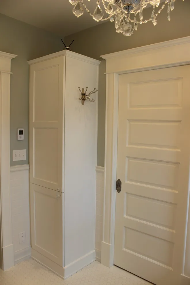 Ballard Classic Bathroom by Savvy Cabinetry Design Interiors - Photo 5