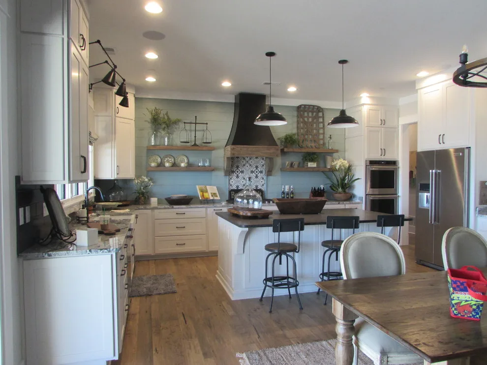 Bank's Home by Mike Whittington/kitchen And Bath Designer - Photo 6