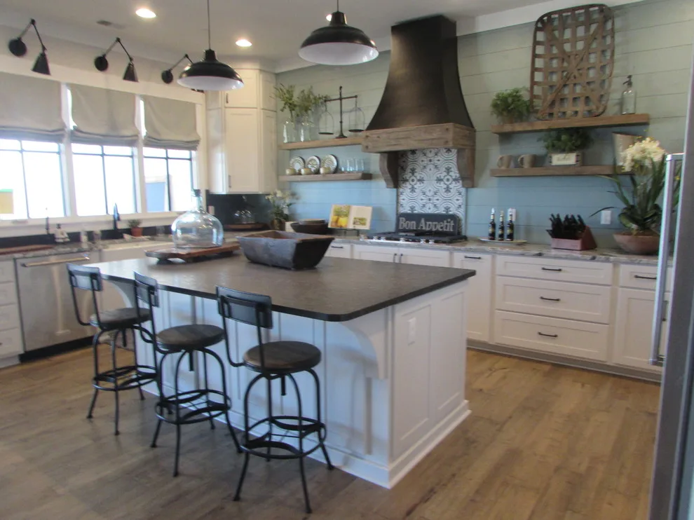 Bank's Home by Mike Whittington/kitchen And Bath Designer - Photo 4