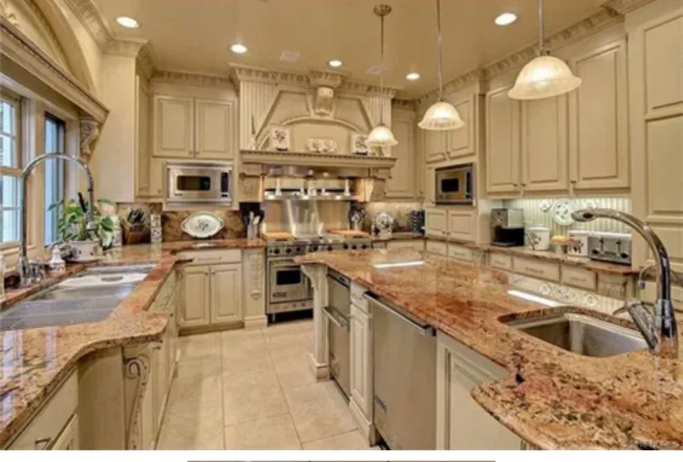 Culinary Paradise Kitchen by Bartek Construction Inc. - Photo 2