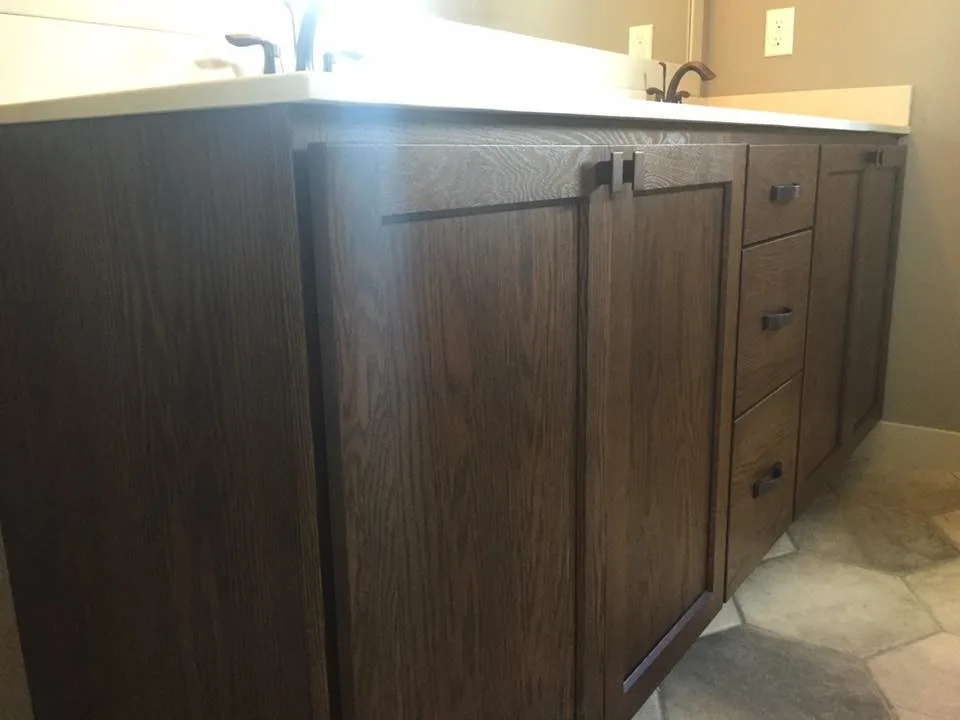 Restroom by Davisson & Son Millwork - Photo 13