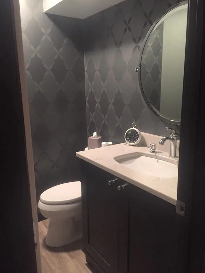 Restroom by Davisson & Son Millwork - Photo 15