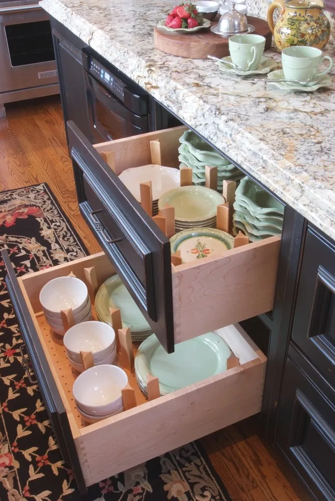 Buckingham Eatery and Pub by American Homestead Kitchens Ltd - Photo 3