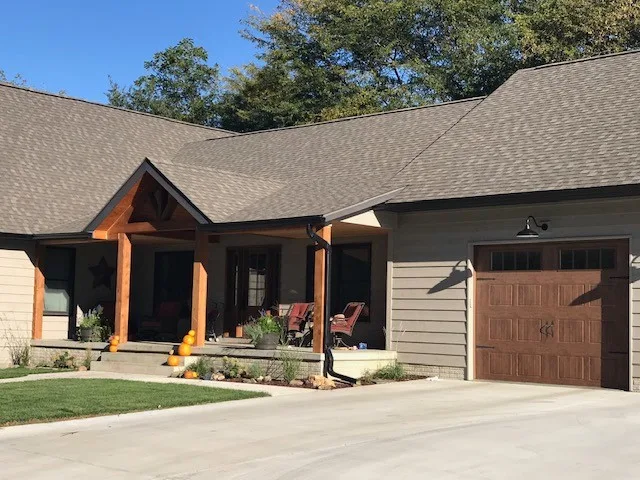 Ranch-Style House by Spahn & Rose Lumber Co. - Photo 4