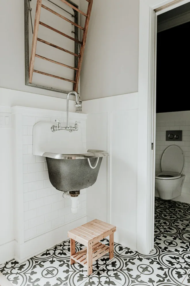 Feline Mountain Design by Standale Home Studio - Photo 3