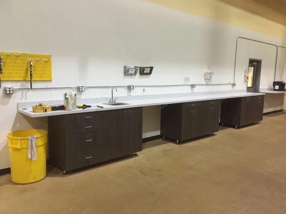 Craftsman Cabinets & Floor Covering - Photo 5