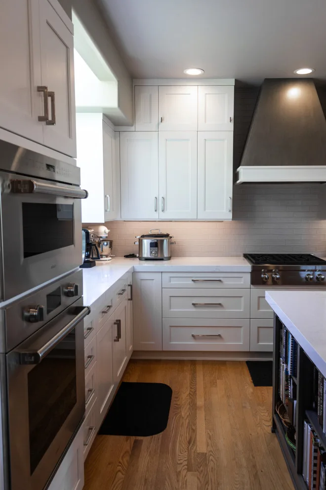 White Shaker Insert by Signature Design & Cabinetry LLC - Photo 28