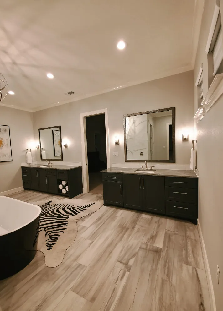 Bespoke Bathrooms by Forma Cabinetry - Photo 11