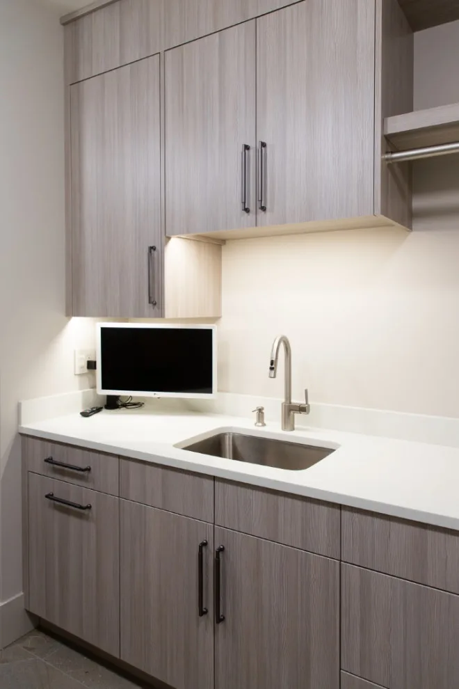 Tailored Residence in Gig Harbor by Signature Design & Cabinetry LLC - Photo 16