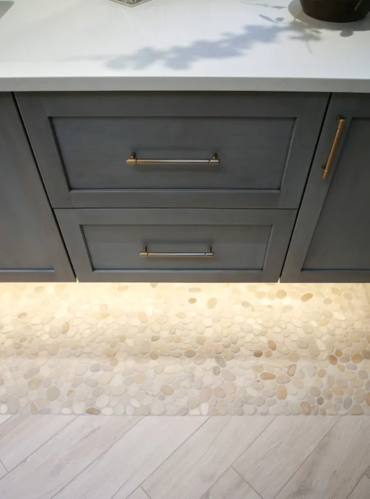 Tailored Residence in Gig Harbor by Signature Design & Cabinetry LLC - Photo 21