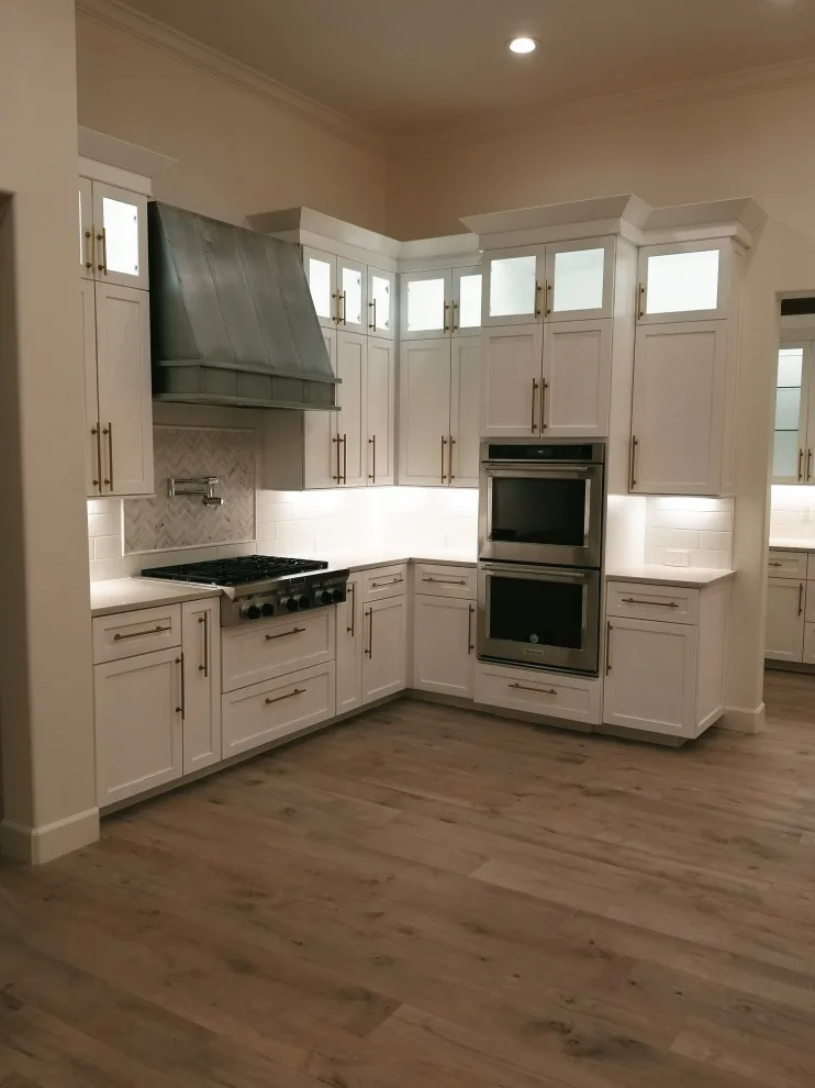 Forma Cabinetry - Photo 4