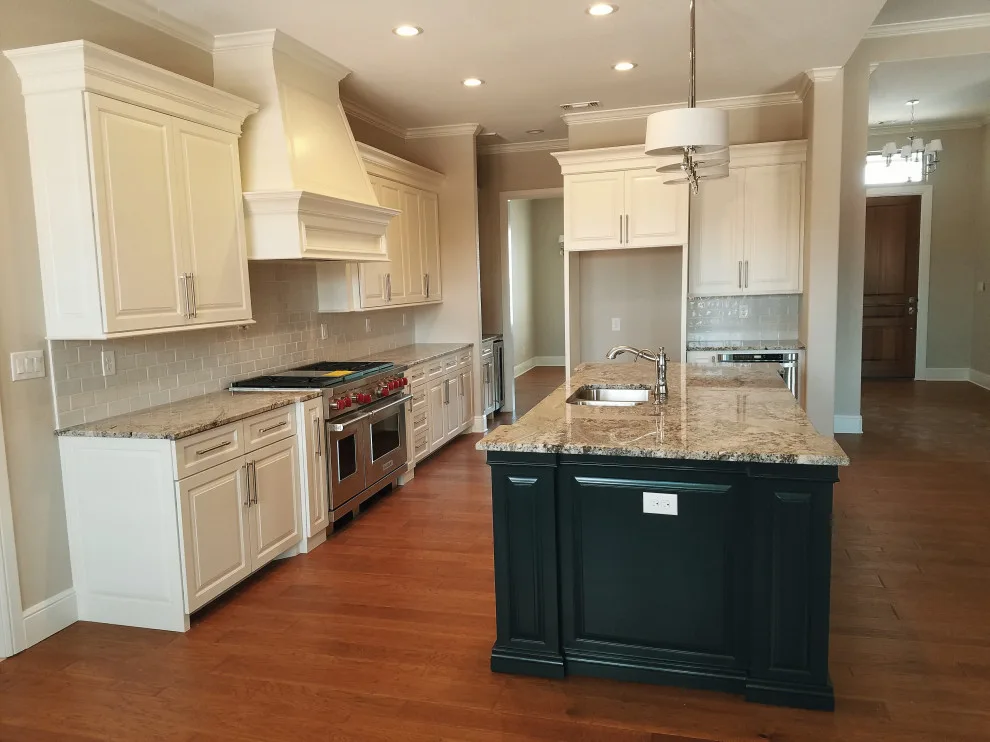 Forma Cabinetry - Photo 9