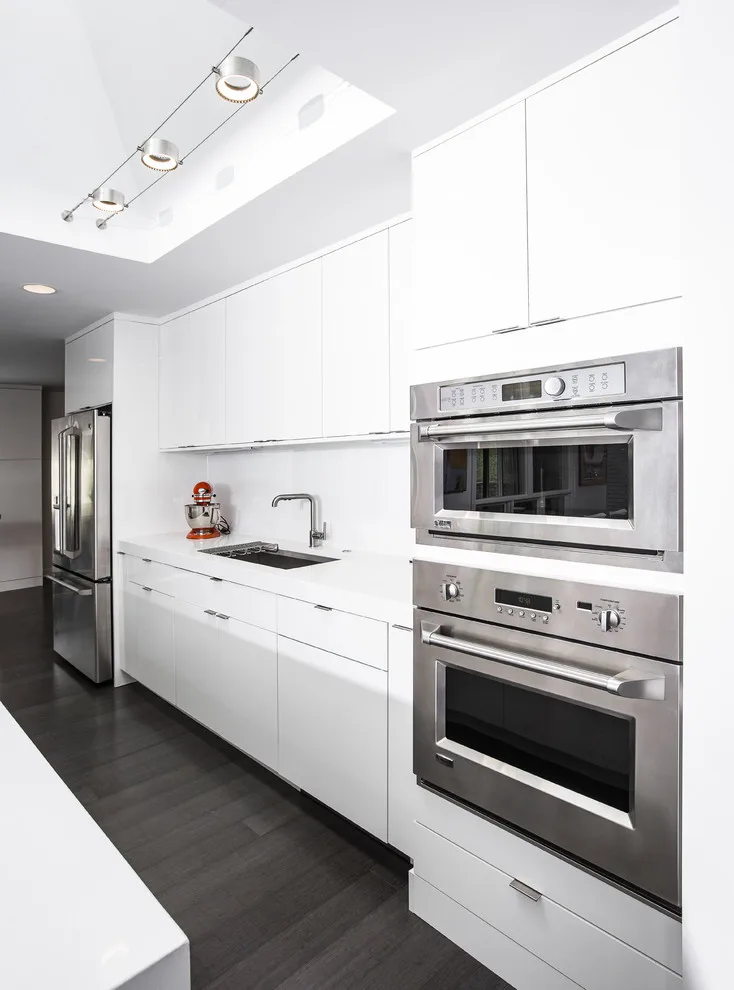 Fort Thomas Contemporary Kitchen by Legacy Kitchens - Photo 6