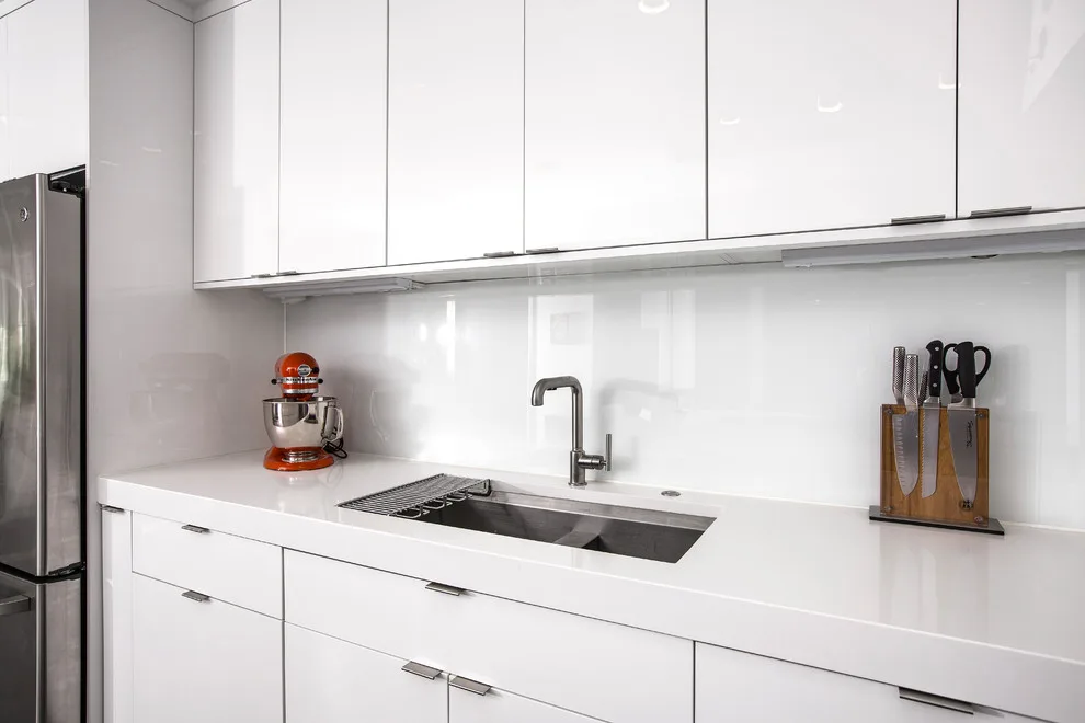 Fort Thomas Contemporary Kitchen by Legacy Kitchens - Photo 4