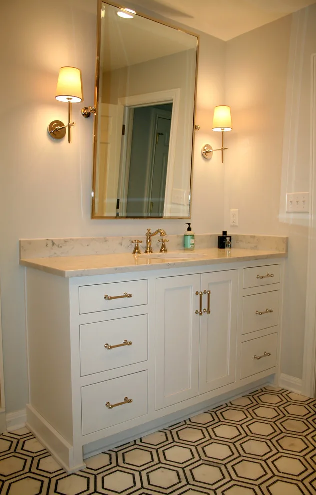 Contemporary Indianapolis Kitchen and Bath Renovation by Kline Cabinetmakers, LLC - Photo 6