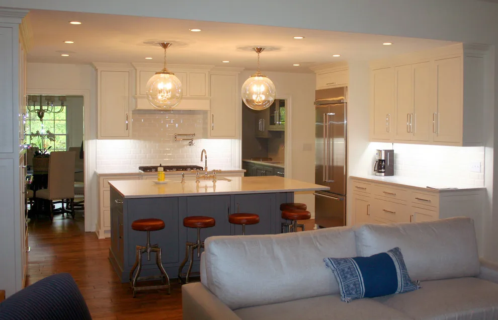 Contemporary Indianapolis Kitchen and Bath Renovation by Kline Cabinetmakers, LLC - Photo 8