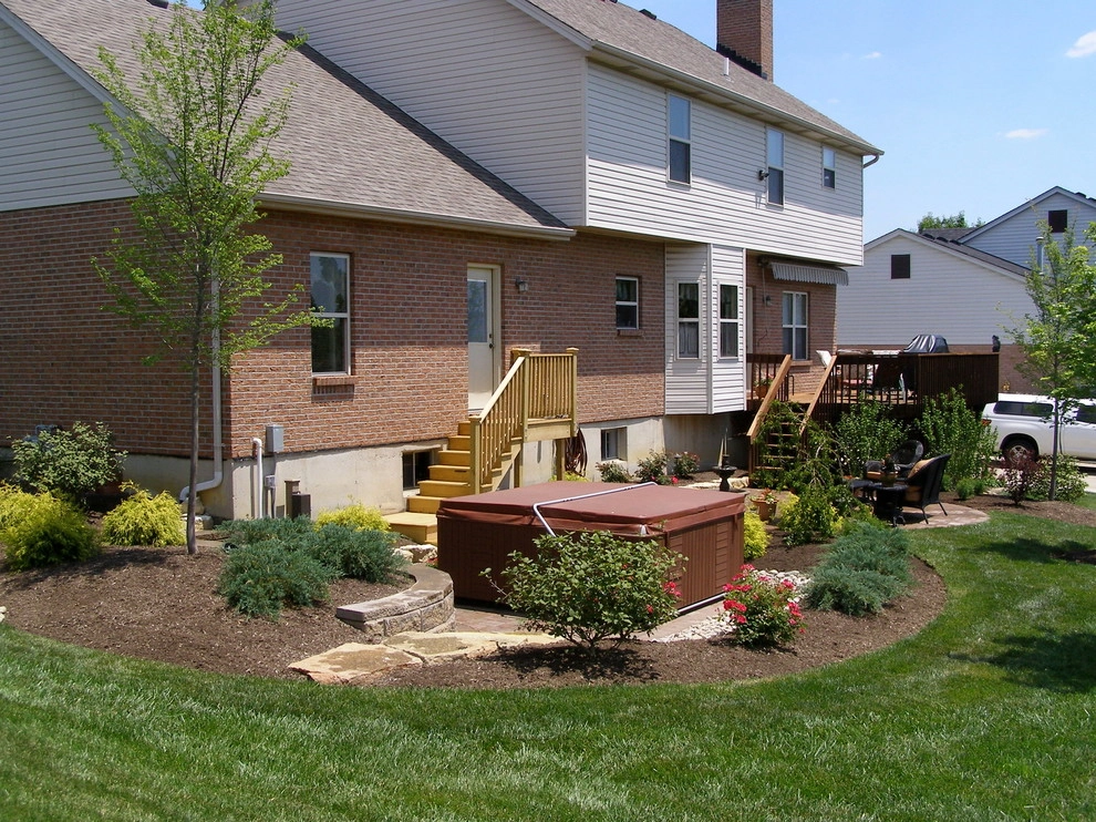 J.R. Thomas Landscaping, Inc. - Photo 7