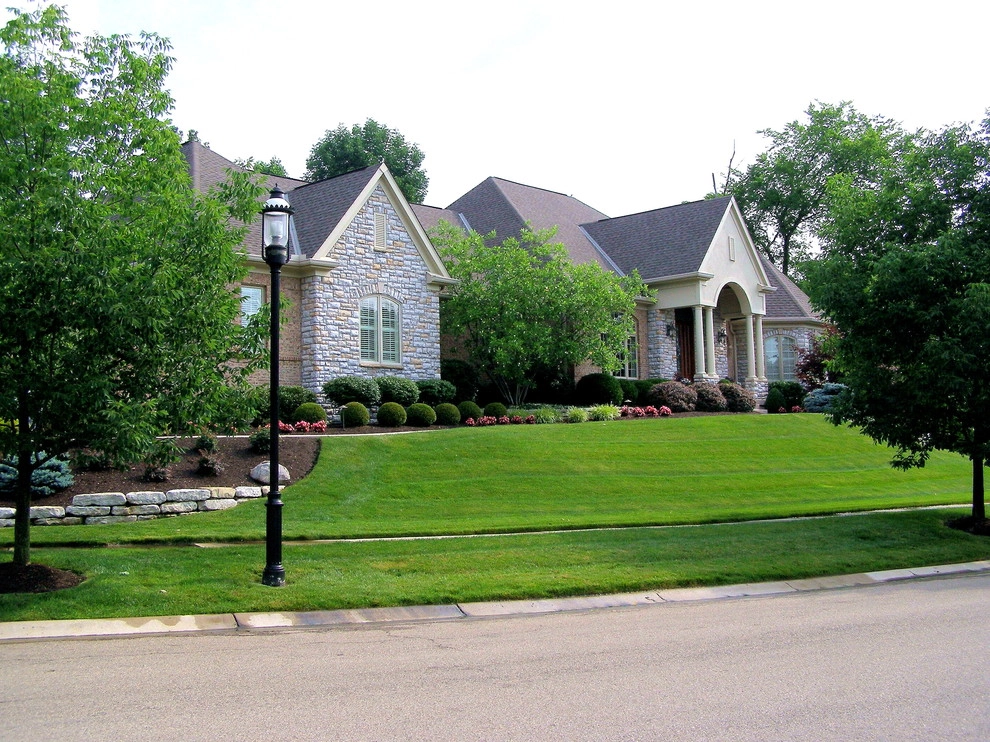 Patio & All Gardens by J.R. Thomas Landscaping, Inc. - Photo 2