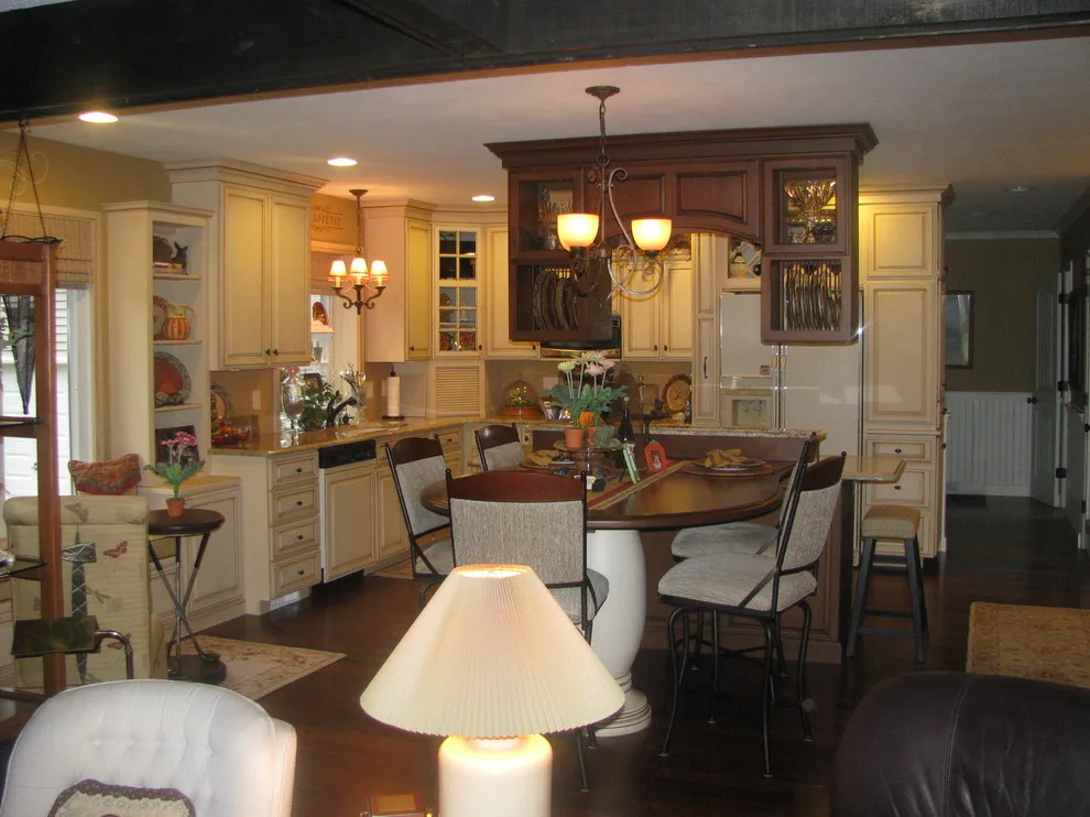 Accent Island with Classic Enamel Finish by Kelwood Designs LLC & Cabinetry - Photo 2