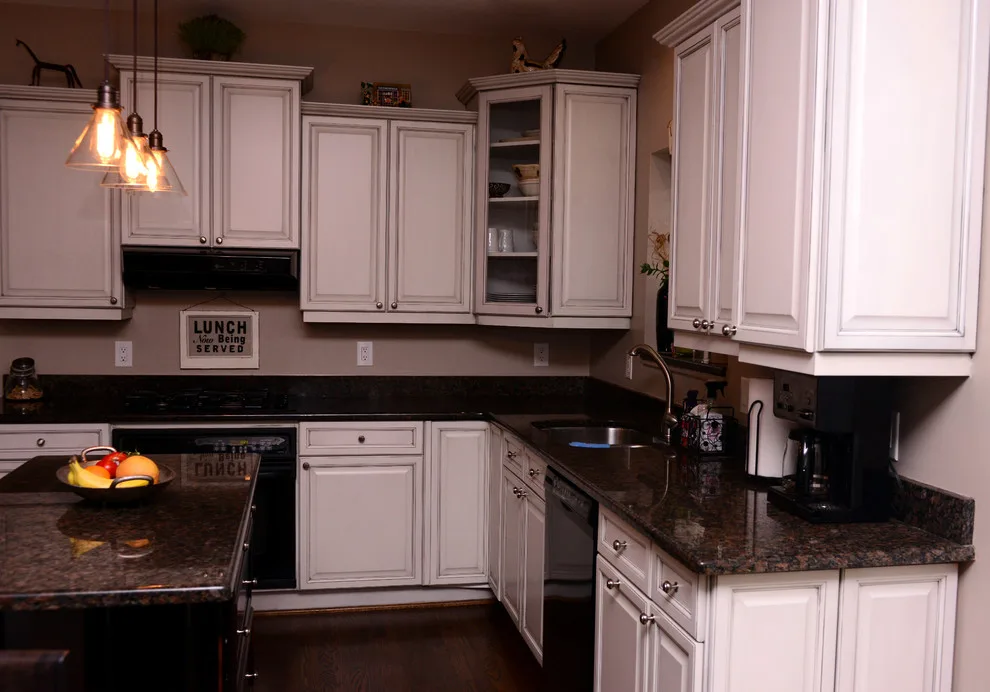South Lyon, MI Kitchen Project by The Cabinet Finishers - Photo 5
