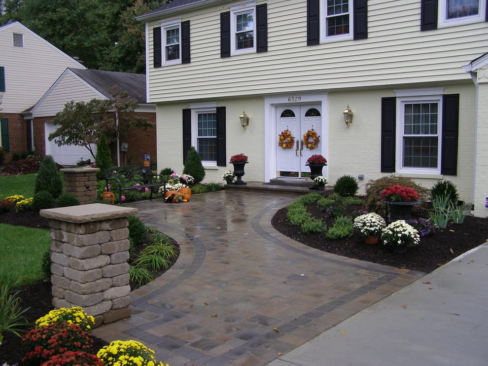 J.R. Thomas Landscaping, Inc. - Photo 13