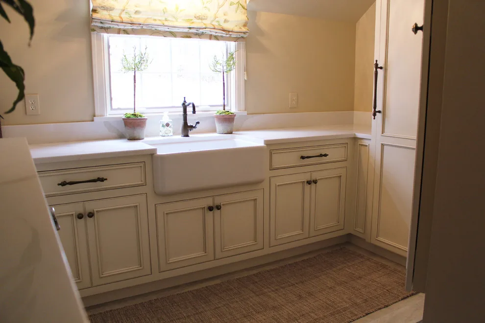 Clothes Cleaning by Fehrenbacher Cabinets Inc - Photo 16
