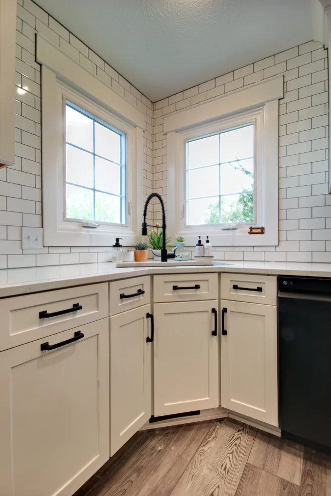 Contemporary Coastal Farmhouse by Standale Home Studio - Photo 15