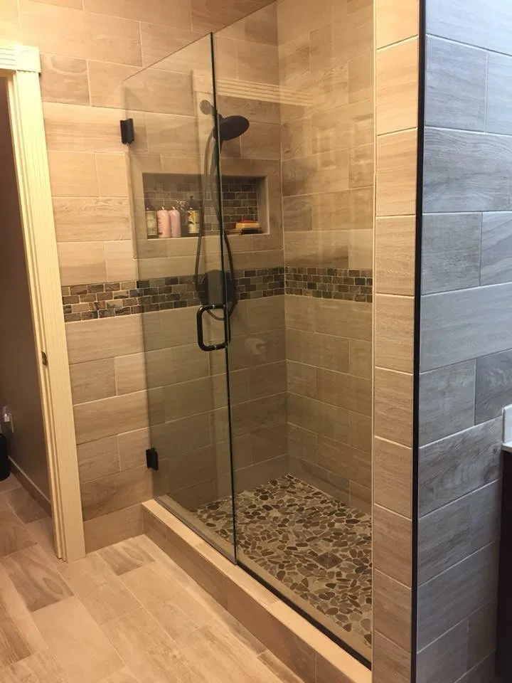 Madisonville Primary Bath by Cabinets By Design - Photo 2