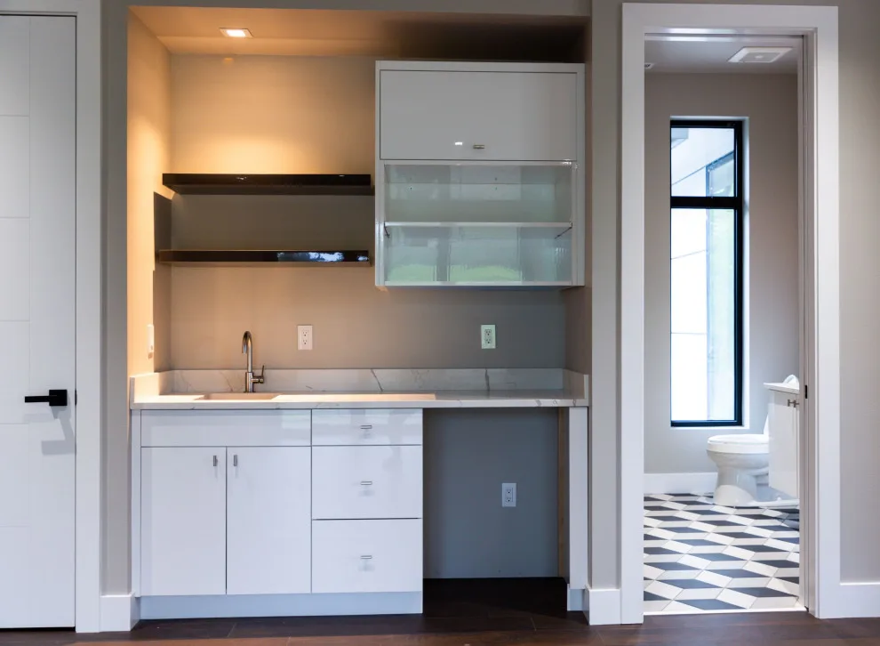 Contemporary White Gloss by Signature Design & Cabinetry LLC - Photo 13