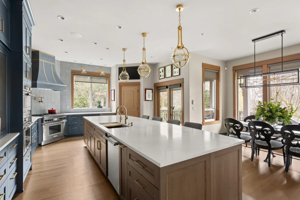 Contemporary Transitional by Signature Design & Cabinetry LLC - Photo 16