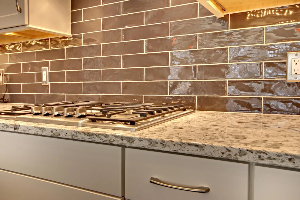 Relocate a Short Distance by Standale Home Studio - Photo 5