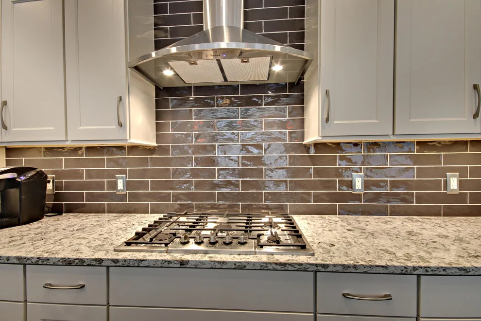 Relocate a Short Distance by Standale Home Studio - Photo 12