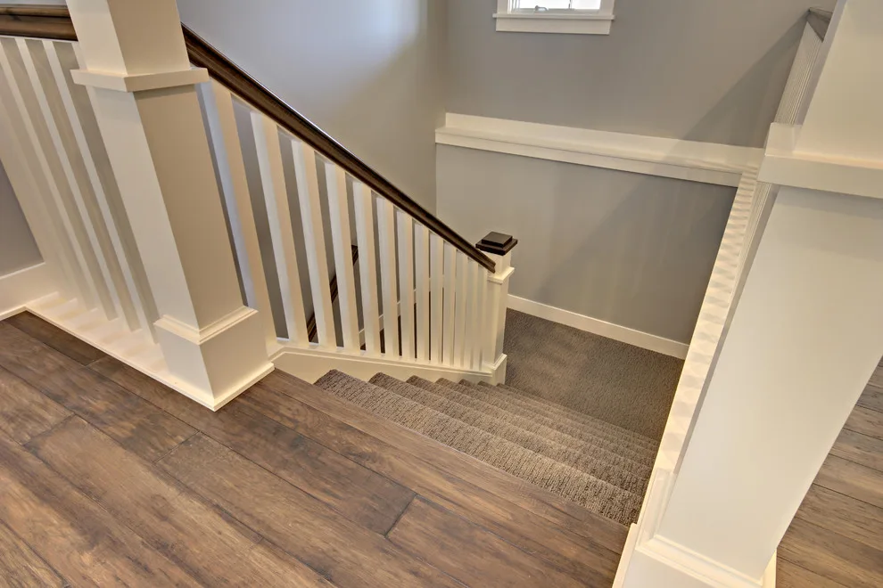 Relocate a Short Distance by Standale Home Studio - Photo 9