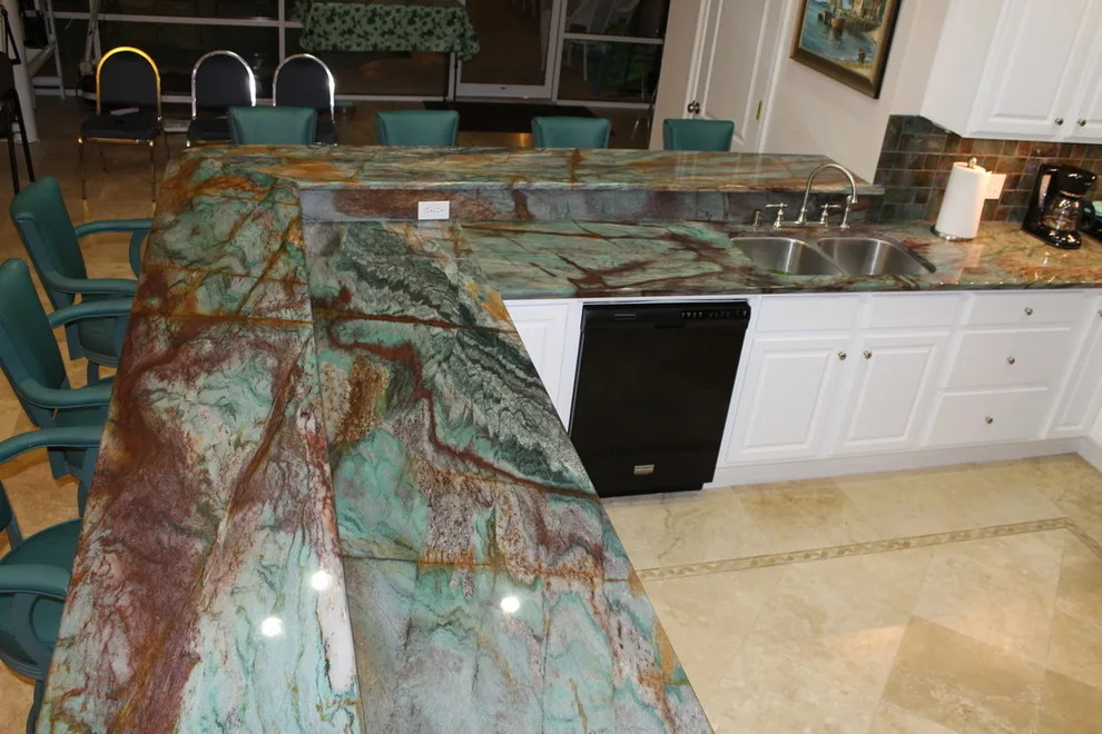 The Stone Shop - Photo 2