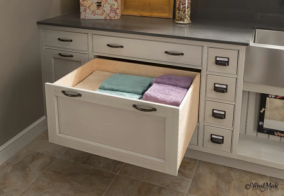 Pet Spa, Utility Room, Laundry Area by Savvy Cabinetry Design Interiors - Photo 11