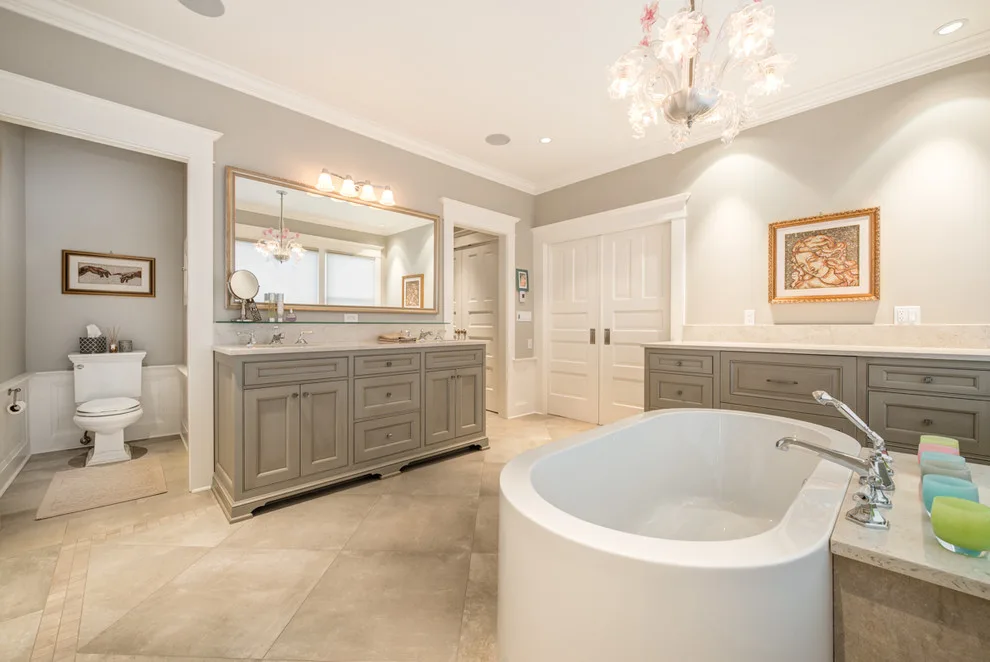 Classic Queen Anne Style Bathroom by Savvy Cabinetry Design Interiors - Photo 14