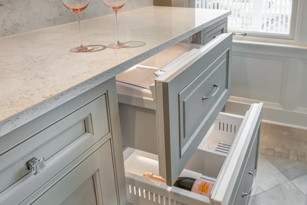 Classic Queen Anne Style Bathroom by Savvy Cabinetry Design Interiors - Photo 10
