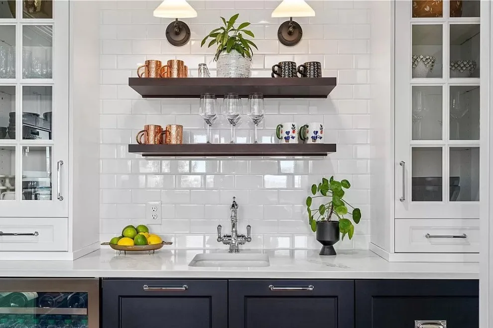 Anne Queen Renovation by Savvy Cabinetry Design Interiors - Photo 12