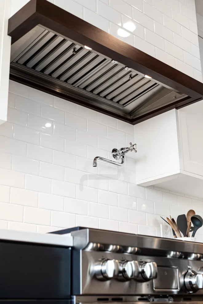 Anne Queen Renovation by Savvy Cabinetry Design Interiors - Photo 10