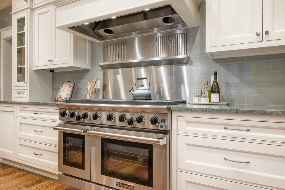 Classic Queen Anne Kitchen and Dining by Savvy Cabinetry Design Interiors - Photo 8