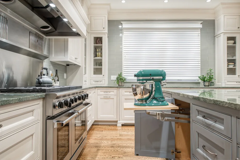Classic Queen Anne Kitchen and Dining by Savvy Cabinetry Design Interiors - Photo 9