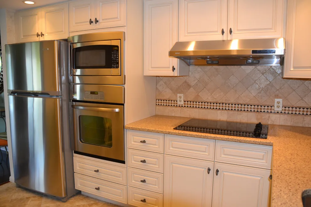 Custom Countertops and Stone Tile Backsplash by Cornerstone Builders Of SWFL - Photo 2