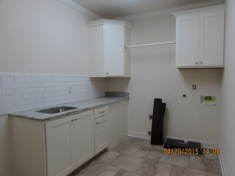 Titan Real Estate/421 East Erwin by Mike Whittington/kitchen And Bath Designer - Photo 10
