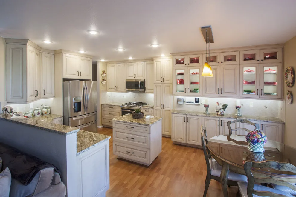 Classic Kitchen by Cabinets By Trivonna - Photo 3
