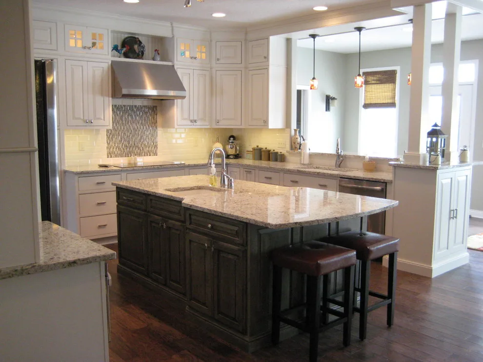 Urbandale Traditional Trends by Minnesota Cabinets, INC - Photo 2