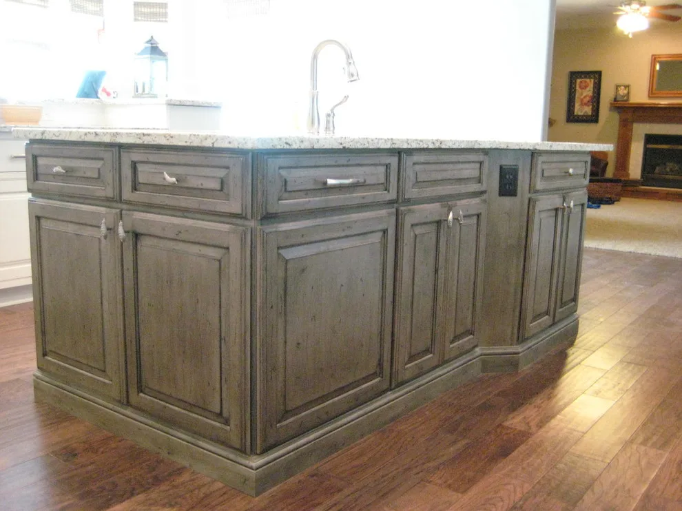 Urbandale Traditional Trends by Minnesota Cabinets, INC - Photo 9