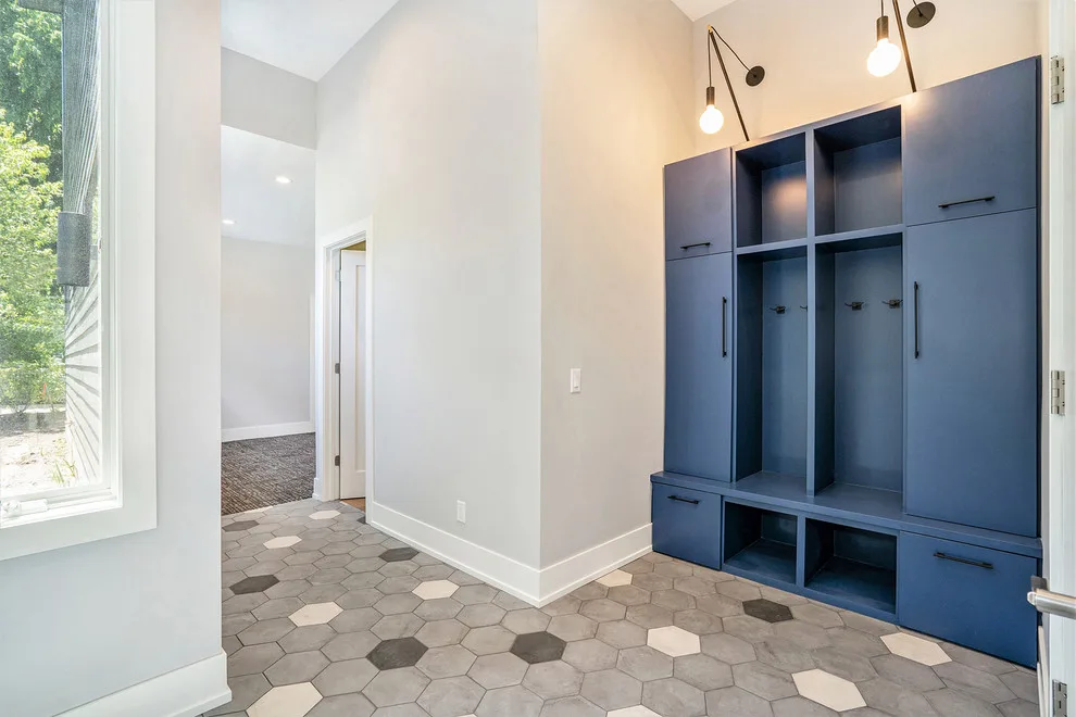 Trowbridge Shift by Standale Home Studio - Photo 11