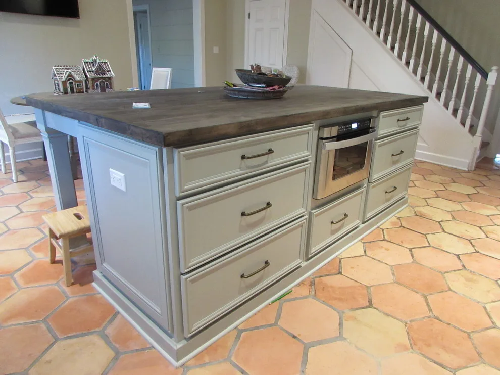Uhlhorn Siblings Construction by Mike Whittington/kitchen And Bath Designer - Photo 4
