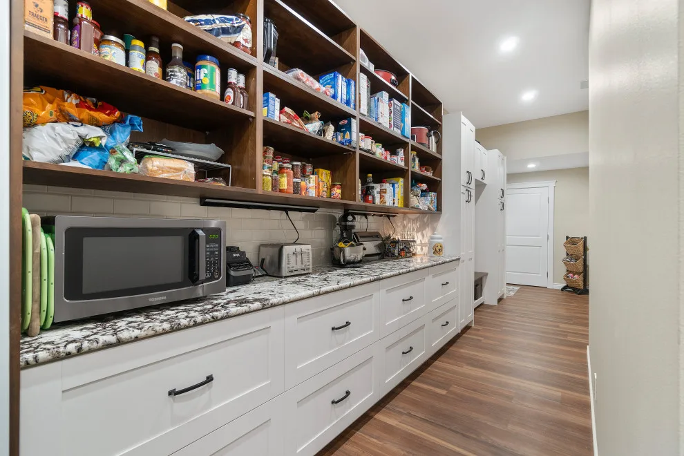 Vanderlinden's Complete Residence by Cabinets By Trivonna - Photo 38