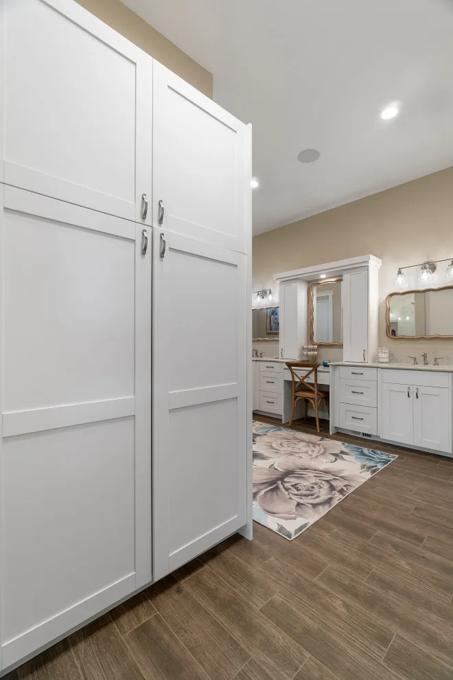 Vanderlinden's Complete Residence by Cabinets By Trivonna - Photo 16